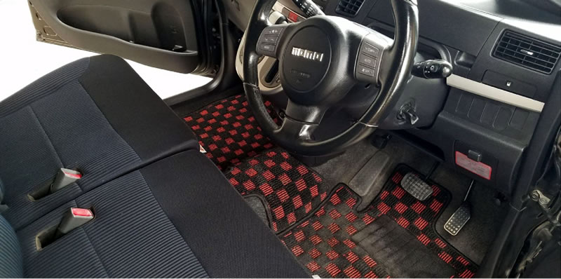 シート・フロアマットクリーニング　After