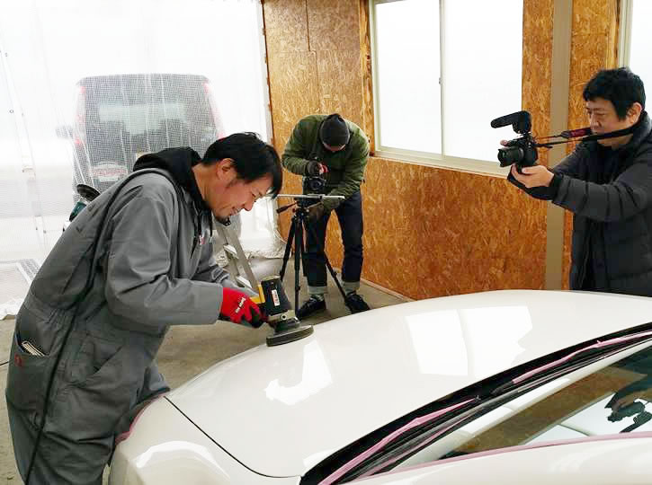 テレビ取材を受けました（衛星放送でCM放映中）写真左がオーナー齋藤 恒一