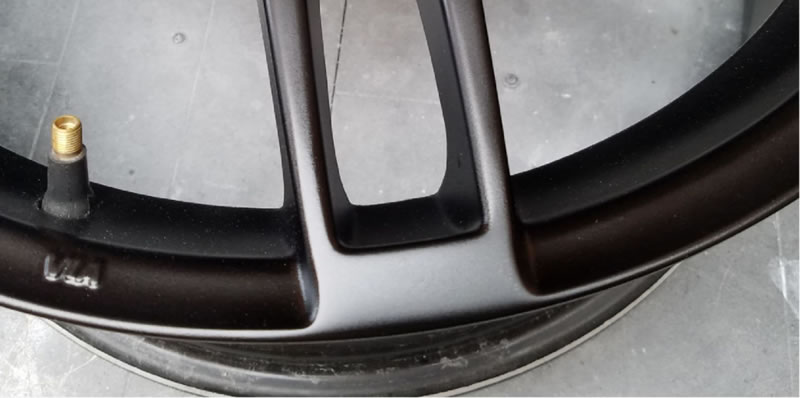 ホイールガリ傷修復　After